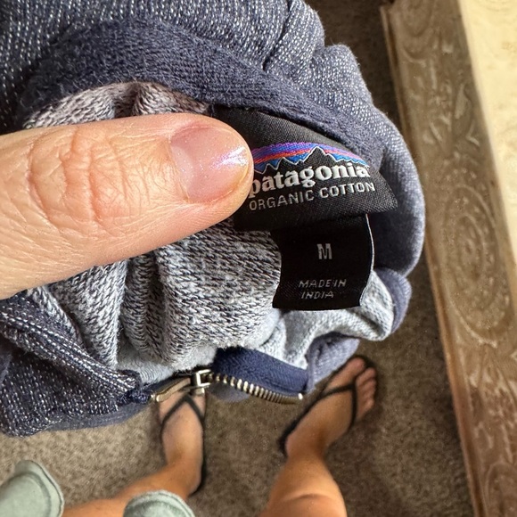 Patagonia Hooded Sweater Women's Med Midweight Knit Full Zip - Picture 4 of 5